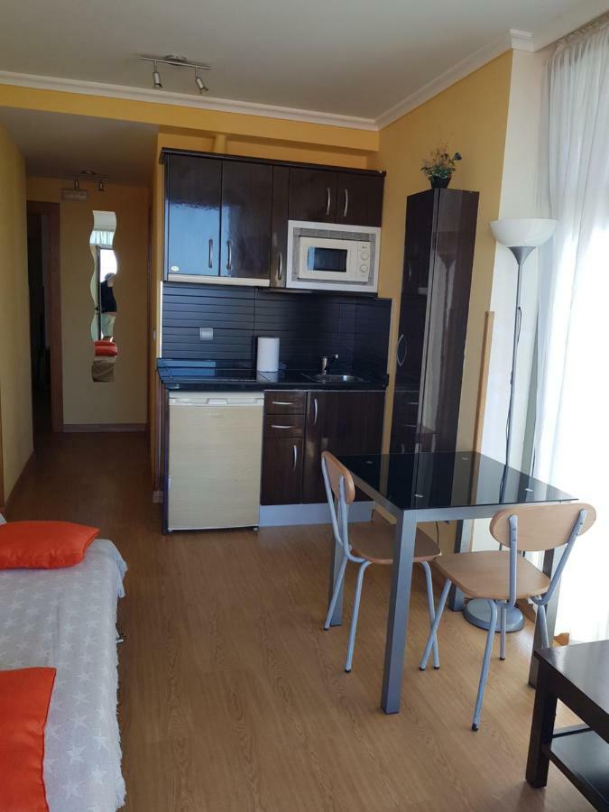 Apartamentos Maradentro Soto de la Marina Eksteriør bilde